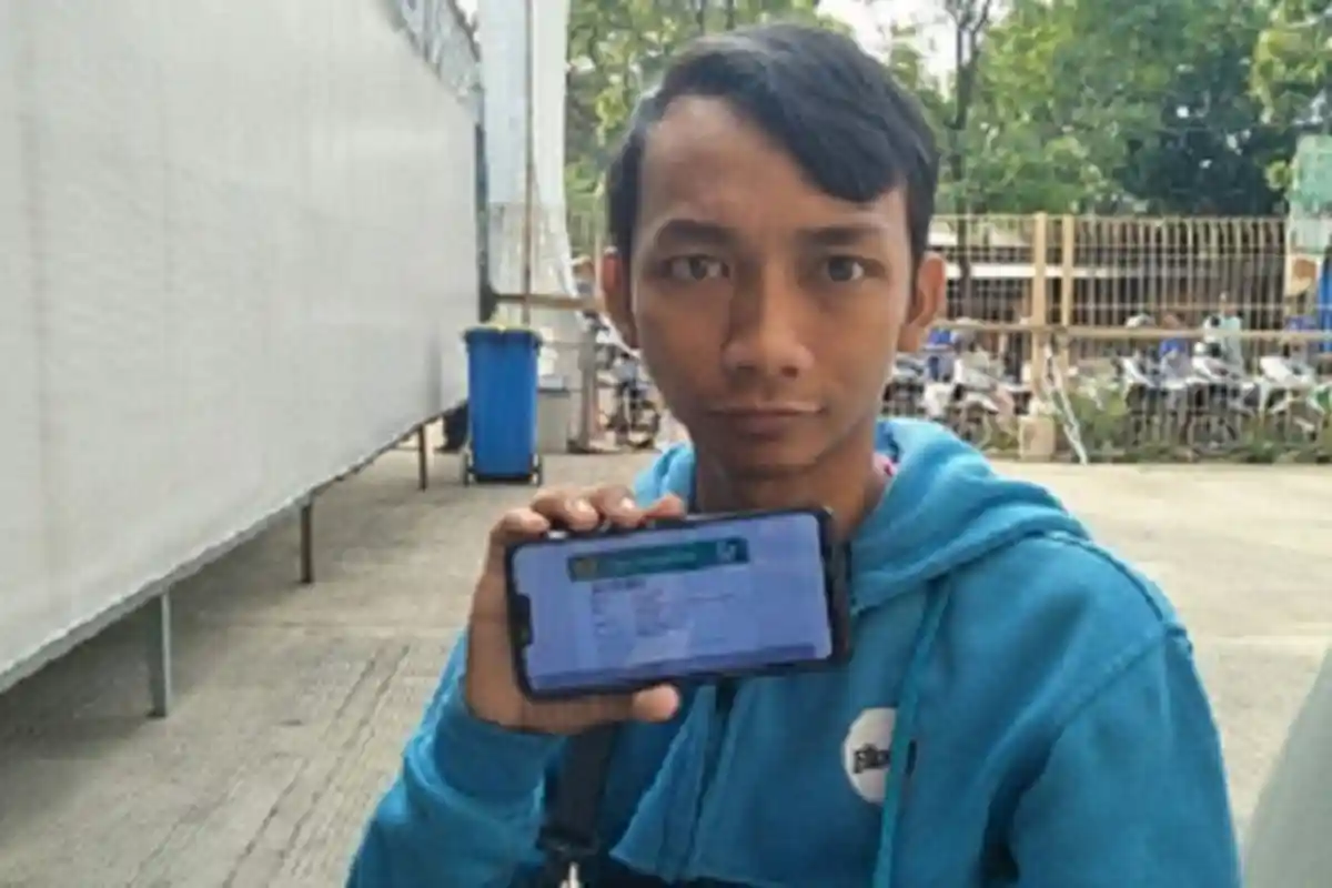 Lupa Membawa Kartu JKN-KIS saat Istri Harus Operasi Caesar, Setiawan Tak Panik karena Ada Mobile JKN