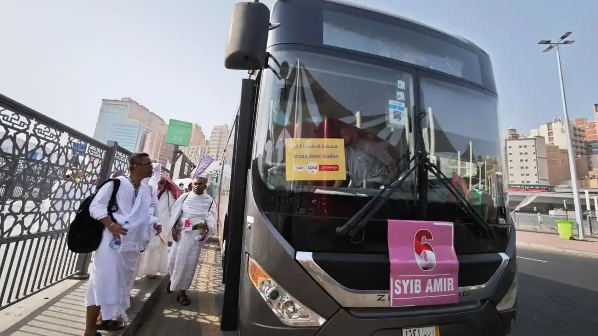 Jamaah Jangan Khawatir, Bus Solawat Gratis Dipakai ke Masjidil Haram ...
