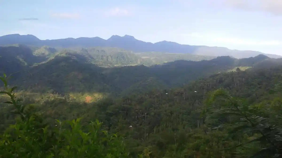Inilah Pegunungan Sinjai Barat yang Indah