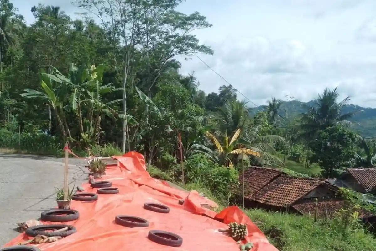 Sejumlah Jembatan dan Jalan di Kebumen Rusak Akibat Cuaca Ekstrem
