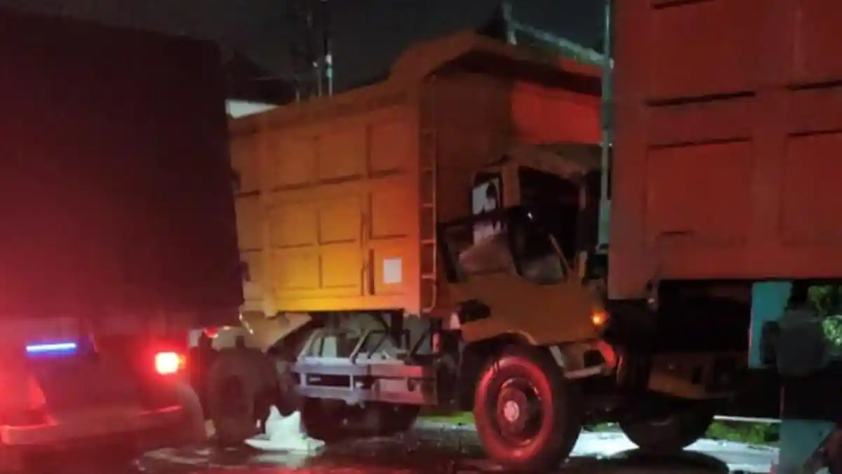 BREAKING NEWS: Sejumlah Truk Terlibat Kecelakaan Beruntun di Bawen, Diduga Dipicu Trailer Rem Blong