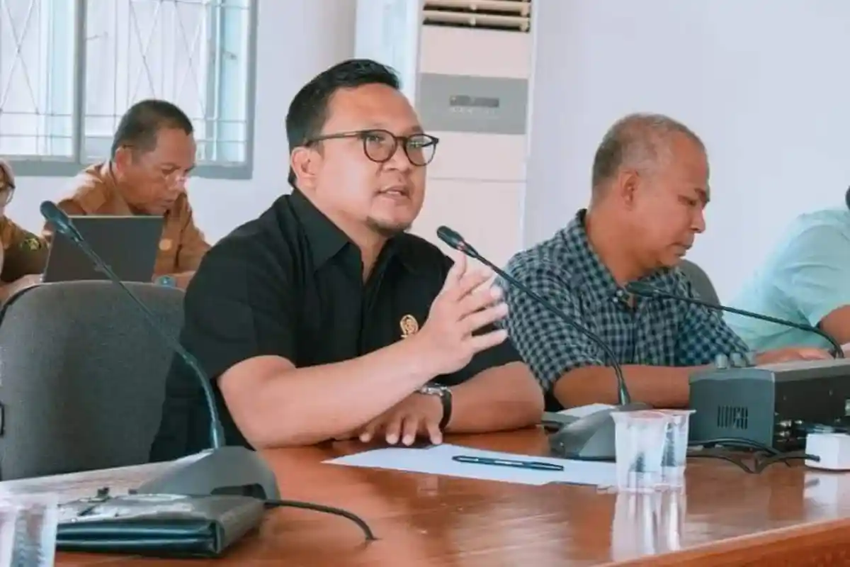 Viral Jenazah Dibawa Pakai Rakit, DPRD Bengkulu Selatan Sindir OPD Tidak Tahu Prioritas