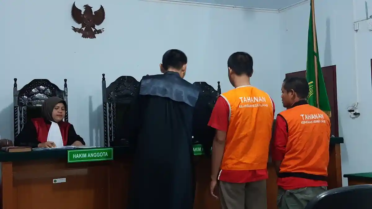 Supir Minyak Ilegal Menangis di Pengadilan Jambi, Buat Pengakuan Mengharukan