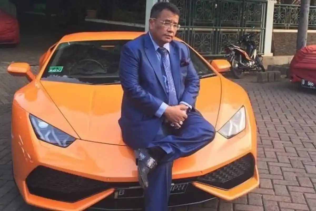 Hotman Paris Geram Ada 'Calo' Pasang Tarif di Kopi Johny: Kau Manusia-manusia Serakah