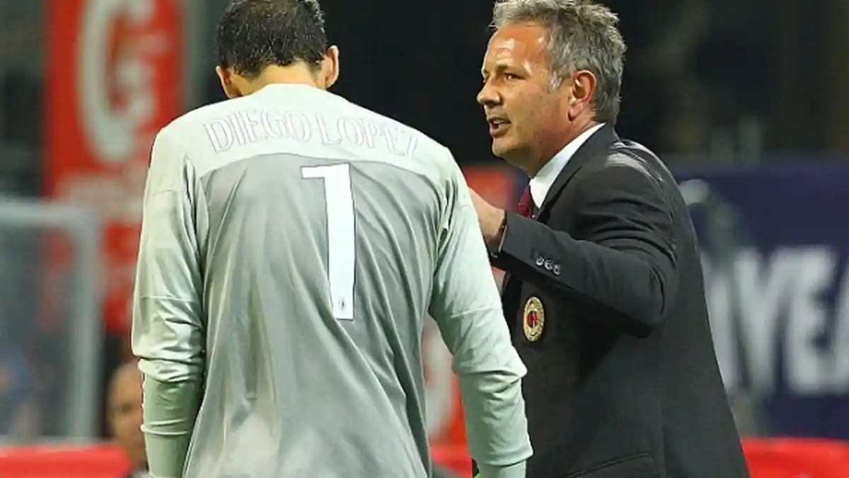 Ditanya Nasib Mihajlovic, Galliani: Biarkan Dia Bekerja