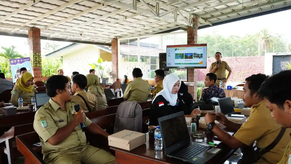 Diskominfo Lumajang Kembangkan Website Desa dan Kelurahan