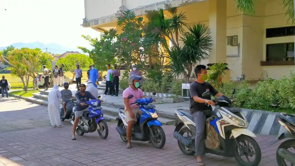Sebanyak 100 Warga Klungkung Mangkir Rapid Test