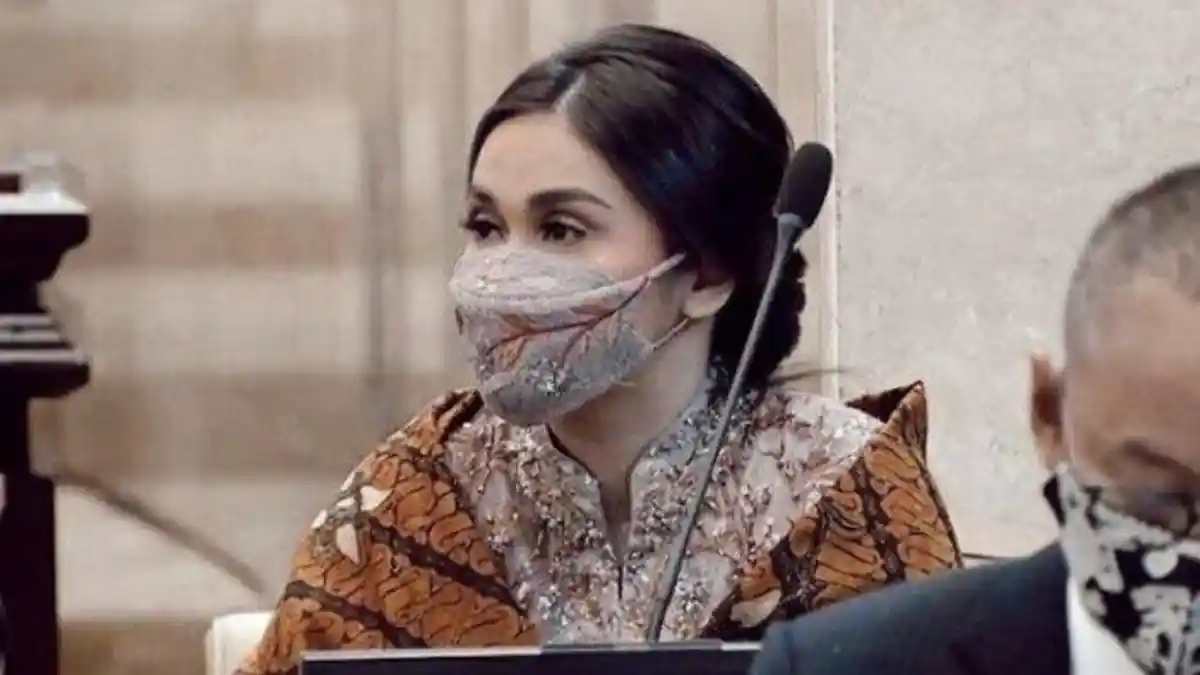 Mengenal Farah Puteri Nahlia Anak Kapolda Metro Jaya Anggota DPR RI Fraksi PAN Lahir di Semarang