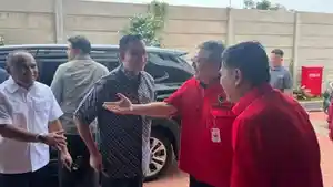 Anies-Baswedan-Sambangi-Kantor-PDIP-untuk-Bahas-Peluang-Maju-Pilkada-Jakarta.jpg