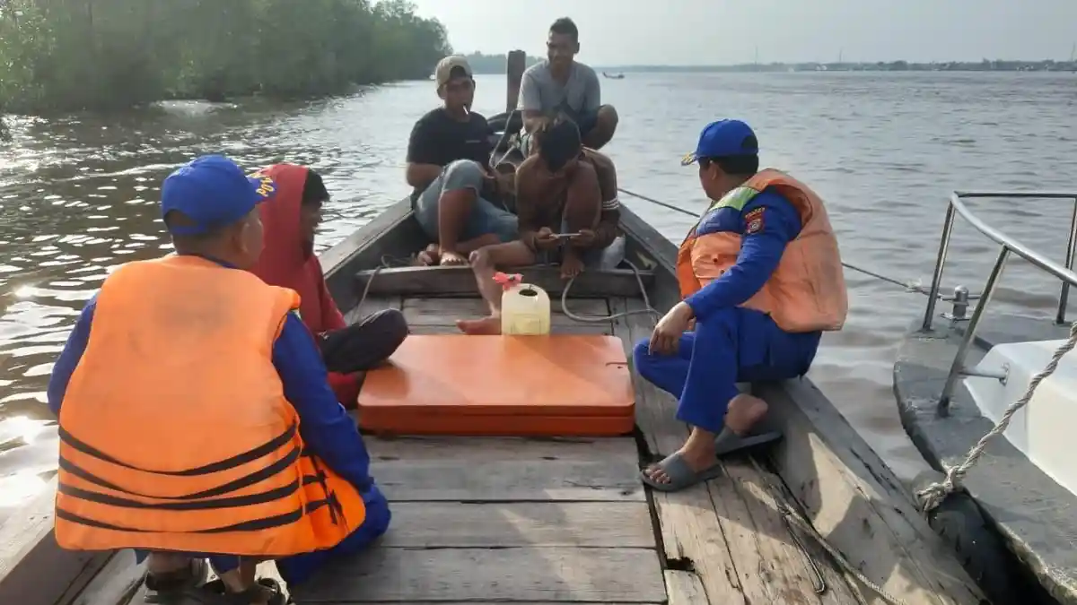 Sat Polairud Polres Tanjungbalai Sambang Dialogis, Imbau Nelayan Pakai Alat Keselamatan saat Melaut