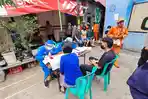 swab-massal-di-krukut-jakarta-barat-senin-1012022.jpg