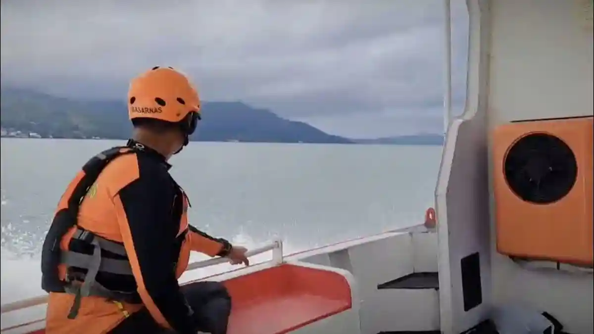 Hilang saat Melaut, Nelayan Dusun Wayasel Malteng Kini dalam Pencarian Tim SAR Gabungan