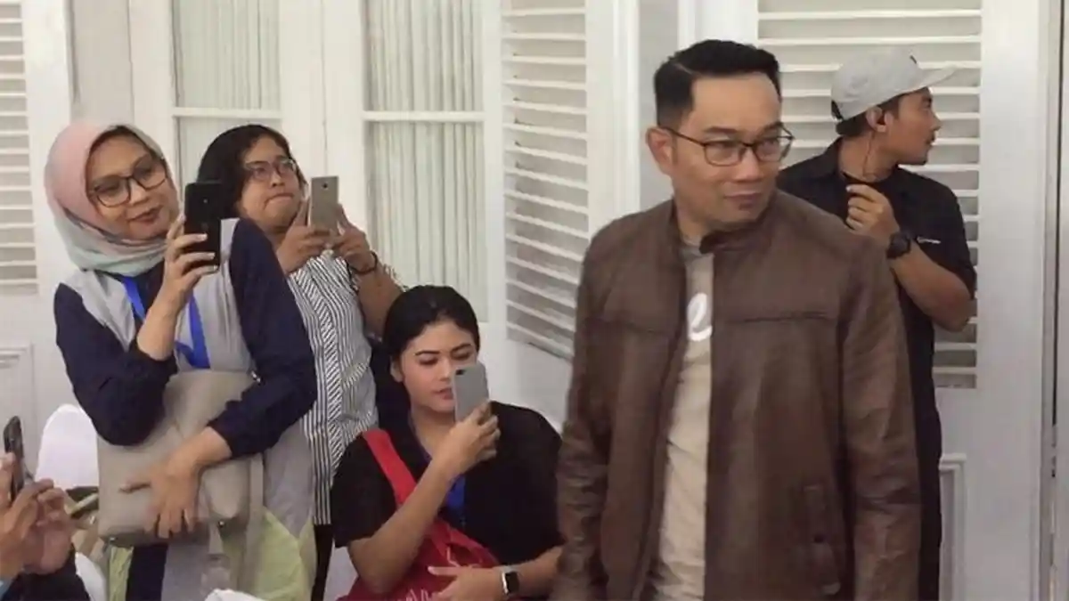 Sambut Pemeran Dilan dan Milea, Ridwan Kamil Flashback Masa Pacaran: Sama Seperti Zaman SMA Saya