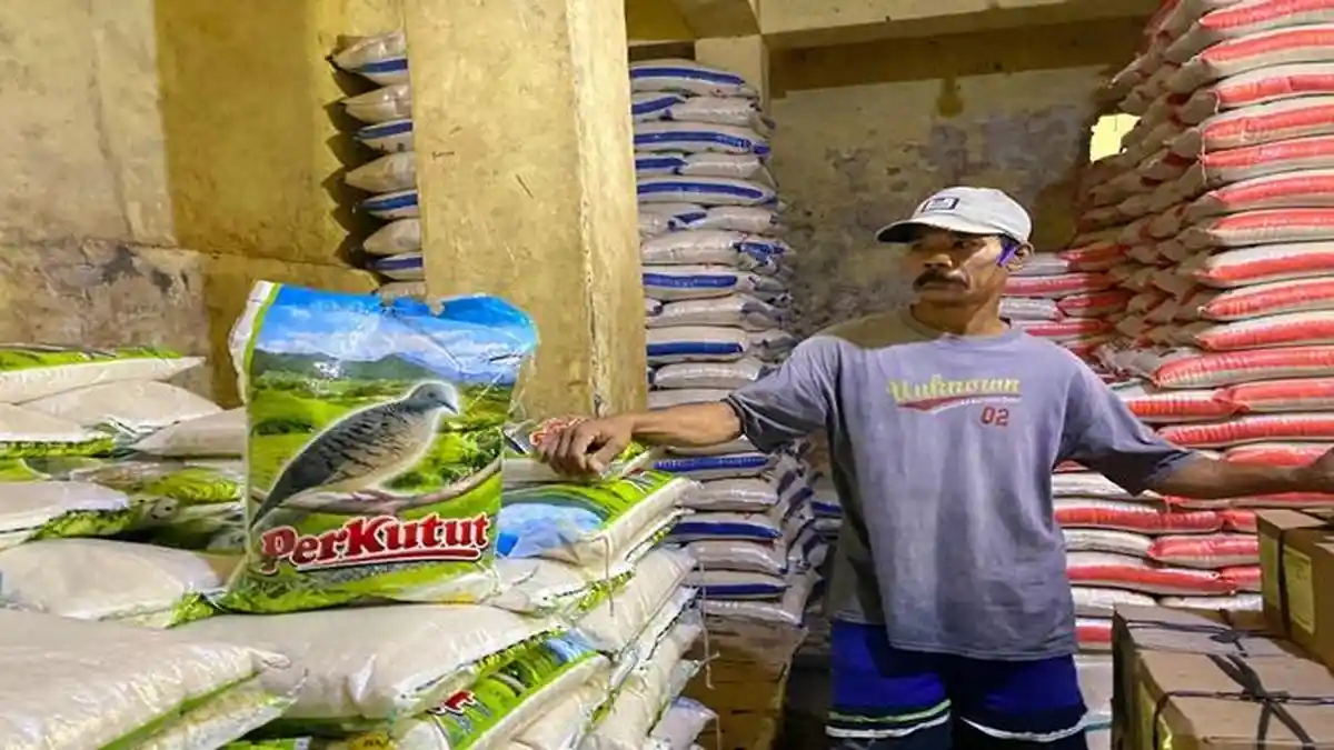 Harga Beras di Pasar Inpres Pendopo PALI Stabil Sepekan Terakhir, Beberapa Merek Mulai Langka