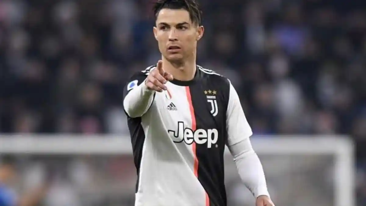 Masa Lockdown, Model Cantik Ini Mengaku Mengandung Anak Kelima Cristiano Ronaldo