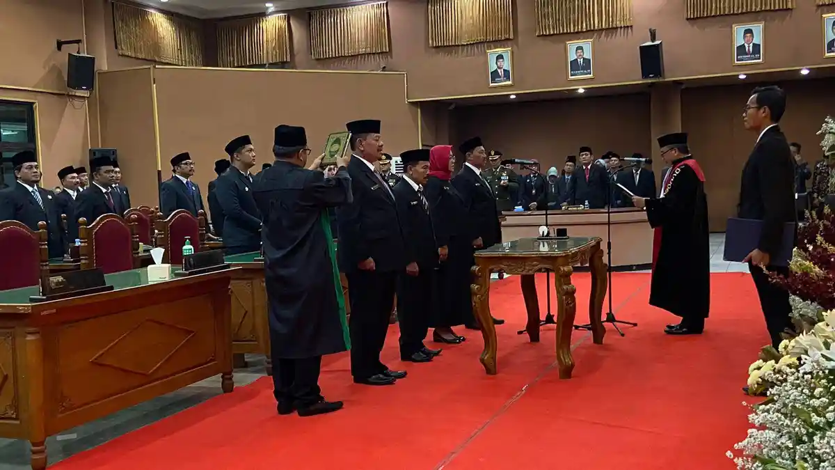 Tak Dapat Mobil Dinas, Pimpinan DPRD Ponorogo Terima Tunjangan Transportasi