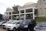 Lahan Parkirnya Luas Masjid Nur Asmaa Tempat Ibadah Favorit Warga Kota Tangerang