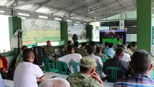 nobar-Piala-Dunia-di-Koramil-411-01Metro.jpg
