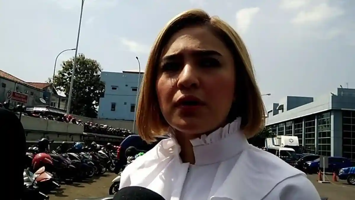Semangat Jalani Pengobatan Bipolar, Marshanda: Aku Harus Lakukan, Demi Anakku