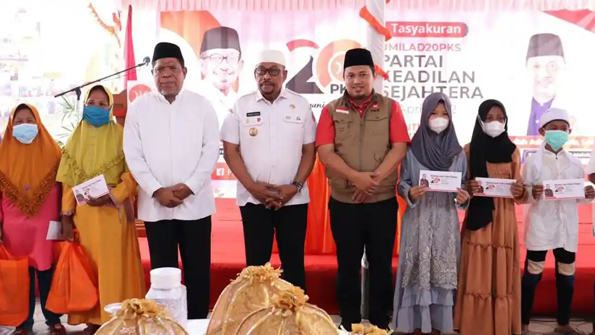 Peringati Milad ke-20, PKS Maluku Bagikan 20 Ribu Paket Takjil dan Sahur Gratis
