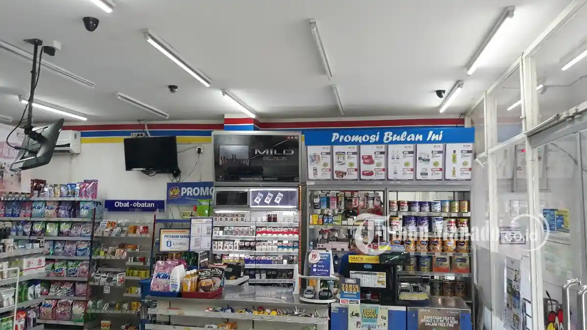 BREAKING NEWS - Karyawan Indomaret Bahu Nyaris Kena Tikam Saat Jaga Toko