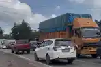 Ilustrasi-macet-Kisah-pemudik-terjebak-macet-selama-18-jam-di-dalam-mobil.jpg
