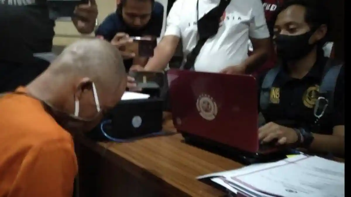 Pemudi Cantik Dibunuh Tukang Cilok, Mayat Dibuang ke Kolam
