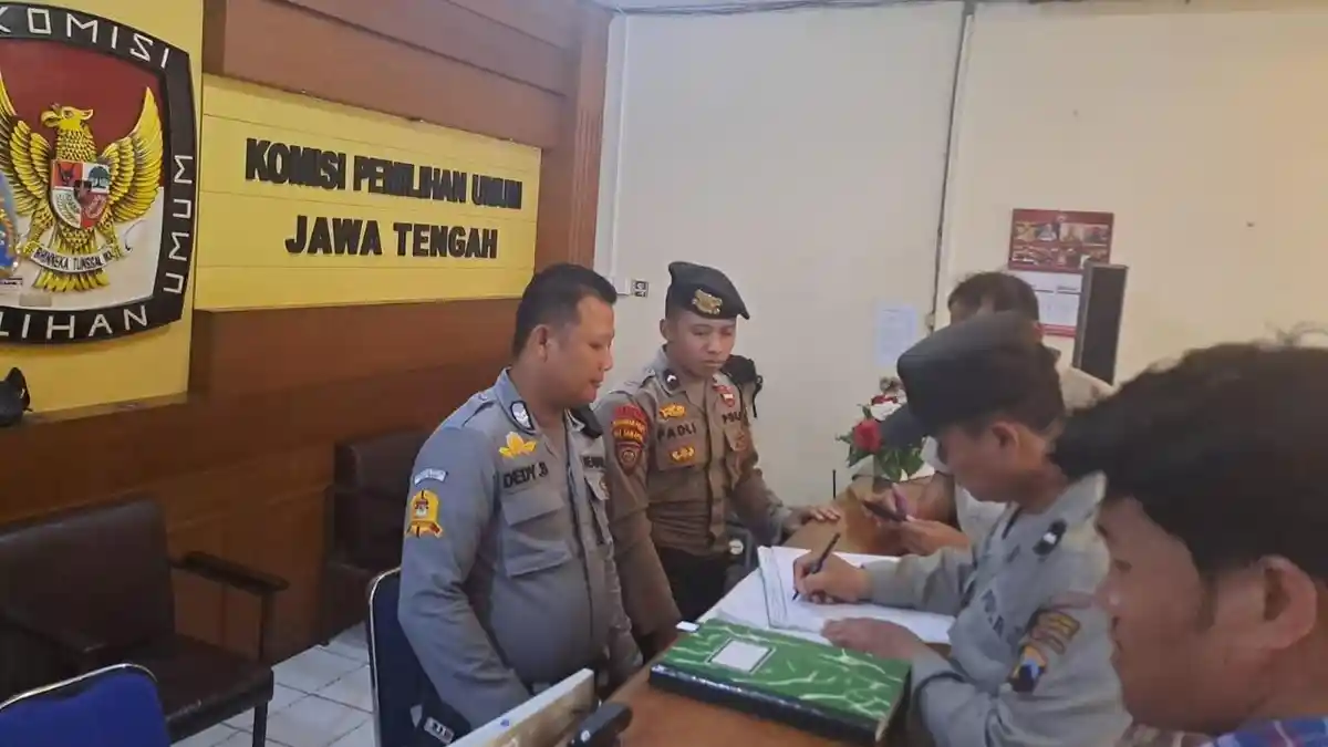 Polda Jateng Jaga Ketat Kantor KPU dan Bawaslu selama Pemilu 2024
