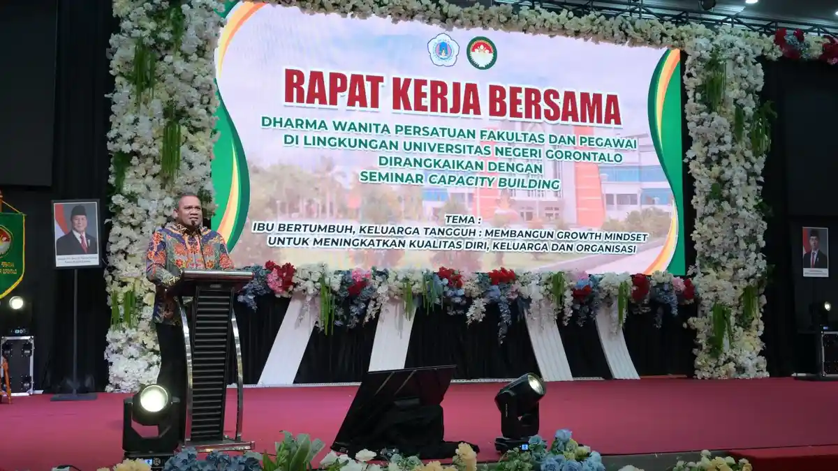 DWP UNG Perkuat Sinergi Lewat Raker, Rektor Tekankan Peran Keluarga dalam Kinerja Pegawai