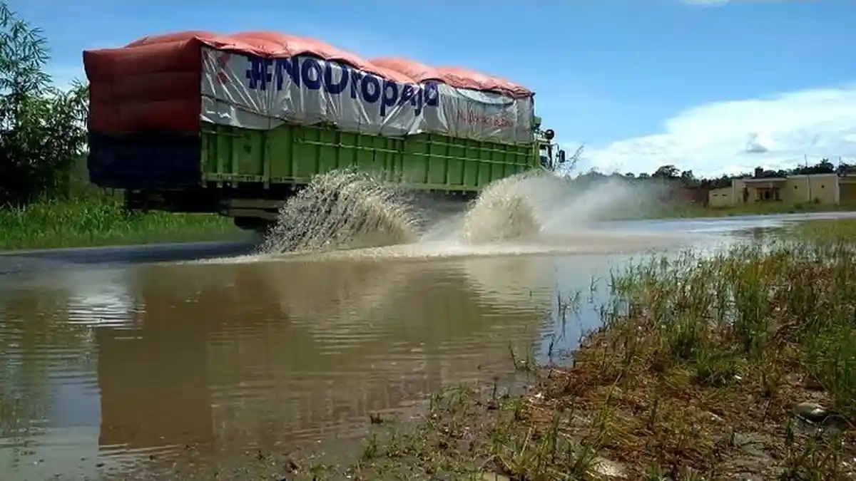 Jalinsum di Simpang Bundo Kandung Rawas Kerap Tergenang Air, Warga Khawatir Picu Kecelakaan