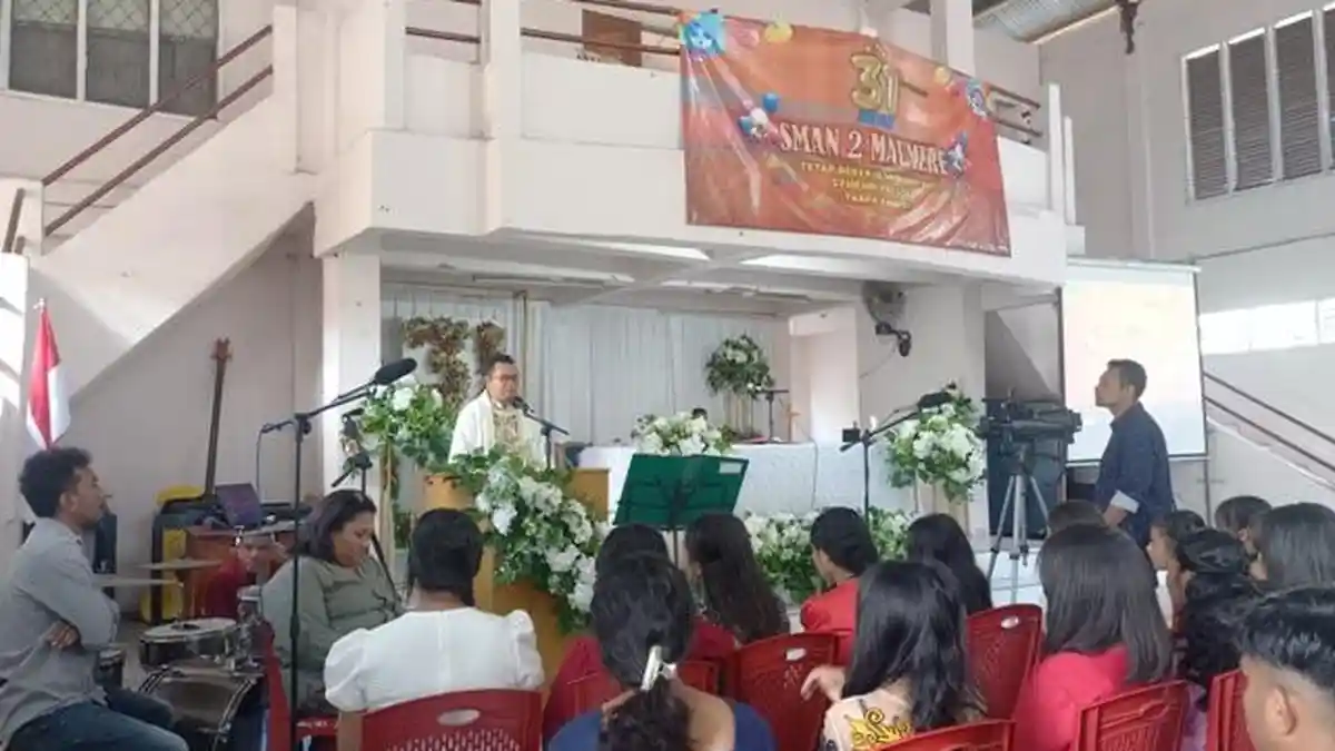 Rayakan HUT ke- 31 SMA Negeri 2 Maumere Gelar Misa Syukur 
