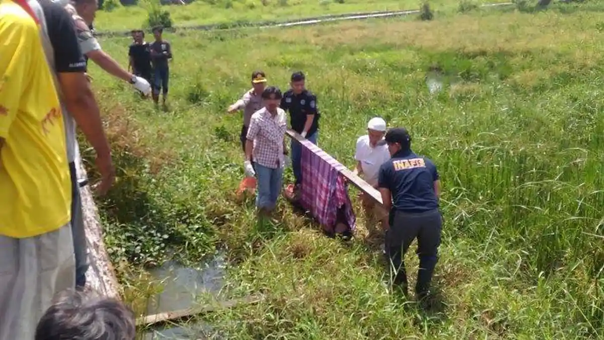 Mayat Perempuan Tertelungkup di Dekat Kawasan Perumahan Tanjung Raya Permai