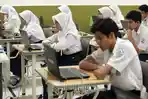 SISWA-SMP-BELAJAR-02.jpg