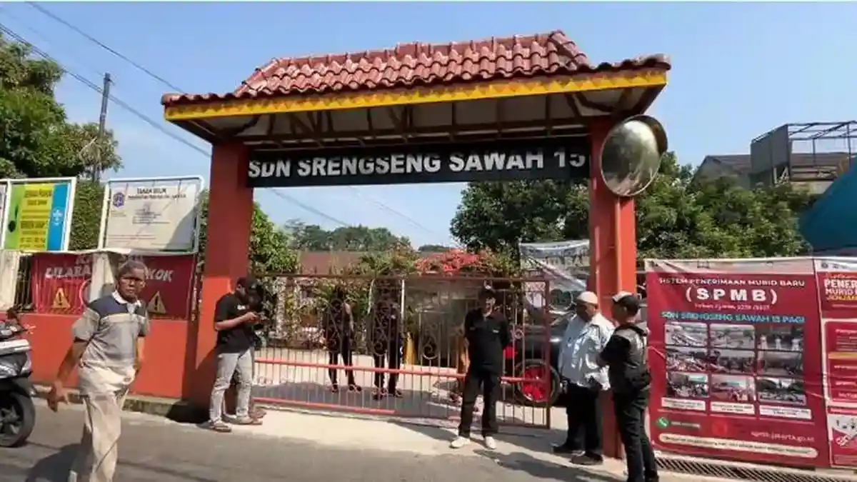 Terkuak Pesan Singkat Teror Bom di SDN Srengseng Sawah 15, Densus Lacak Nomor WA Peneror - Tribunjakarta.com