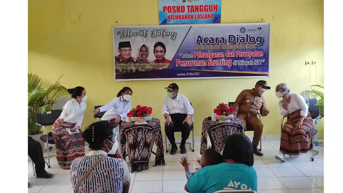 Di Kota Kupang, Menko PMK dan Menteri PPPA Dialog Stunting Bersama Kader Kelurahan Tangguh
