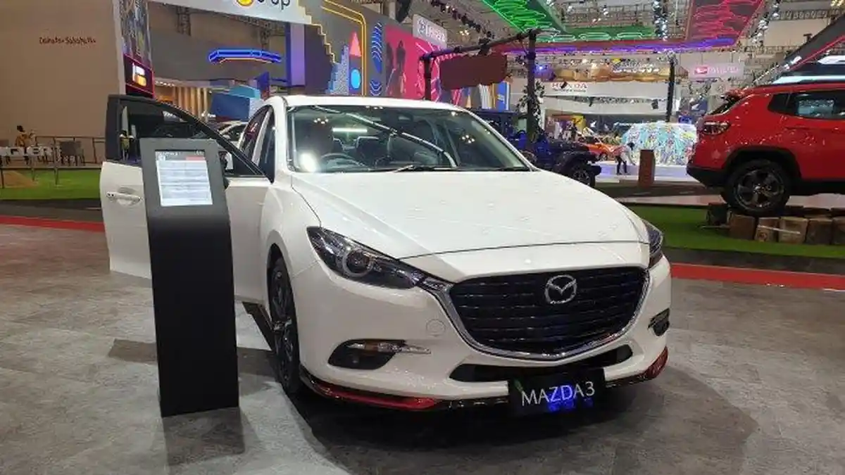 Benarkah Dampak Penurunan Suku Bunga BI, Membawa Angin Segar Bagi Sektor Otomotif? 