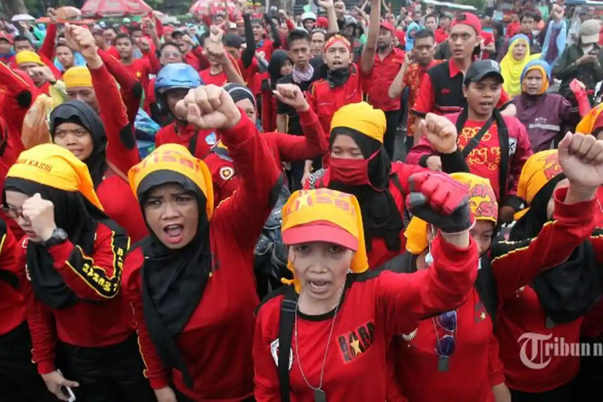 1 Mei - Buruh di Tengah Pandemi Covid-19, Bisakah Bertahan? Bagaimana Nasib Buruh di Indonesia?