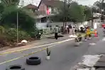 20260525-jembatan-di-tugu-batu-baturraden-ambrol.jpg