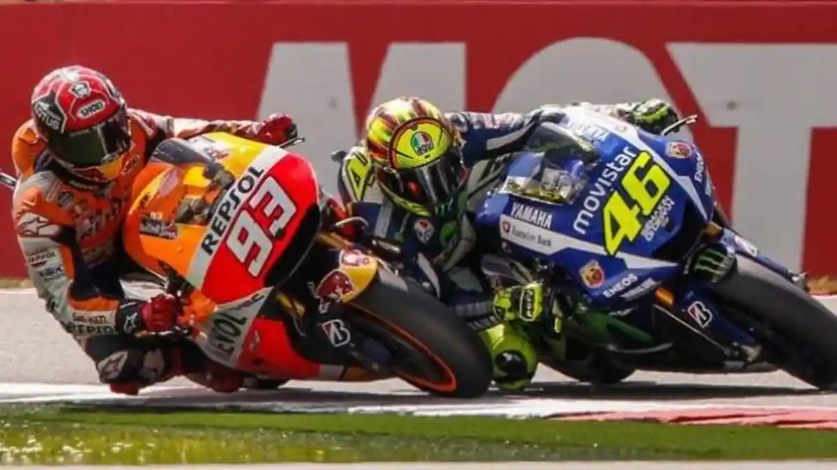 Hasil Kualifikasi MotoGP San Marino 2019 Rossi dan Marquez Nyaris Senggolan, Vinalies Pole Position