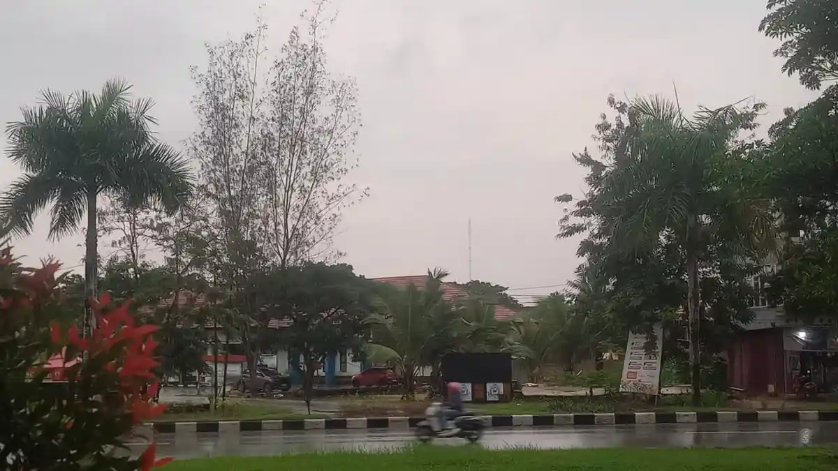 UPDATE Peringatan Dini Cuaca di Sulawesi Tenggara 27 Juni 2025, Hujan Lebat di Muna, Konawe, Kendari