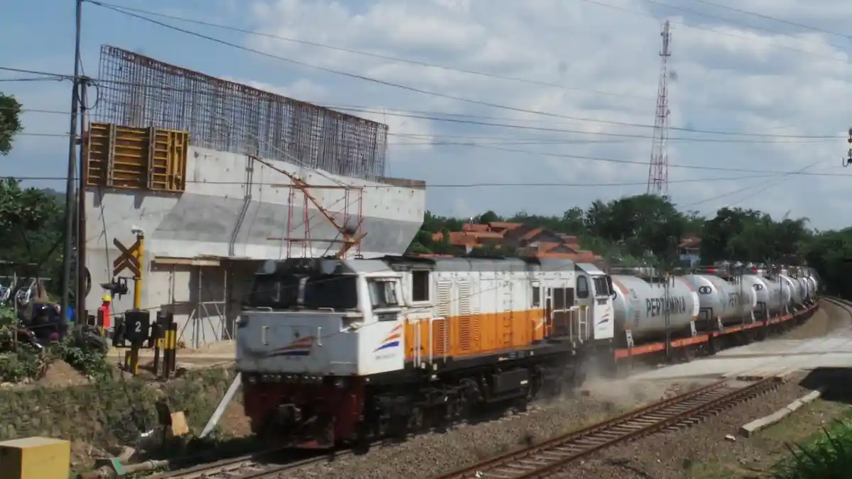 Waspadalah, 5 dari 30 Perlintasan Sebidang Rawan Kecelakaan ada di Kota Semarang