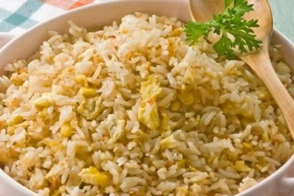 Resep Makanan Nasi Goreng Bawang Putih, Menu Sarapan yang Gurih Awal Pekan dan Praktis