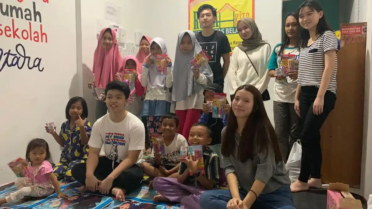Ruki Nyalakan Suluh Semangat Belajar Anak yang Terpinggirkan di Kota