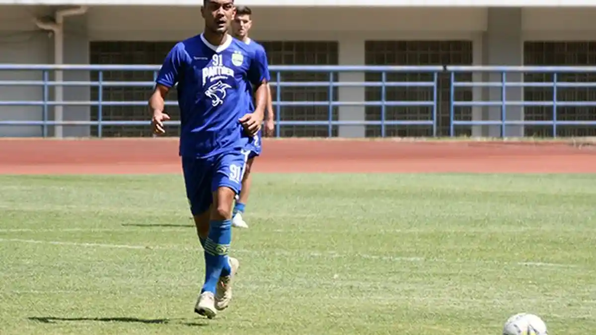 Ini Kronologi Bus Persib Bandung Diserang hingga Satu Pemain Asing Terluka dan Dapat 9 Jahitan