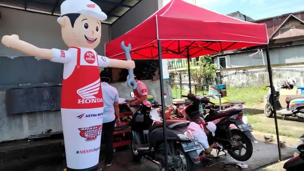 Astra Honda Motor Berikan Service dan Ganti Oli Gratis Spesial Hari Pers, 50 Motor Dimanjakan