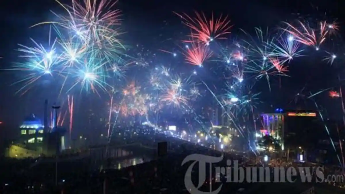 Bingung Nikmati Malam Tahun Baru di Surabaya? 7 Spot Menarik dan Seru Ini Bisa Jadi Referensimu