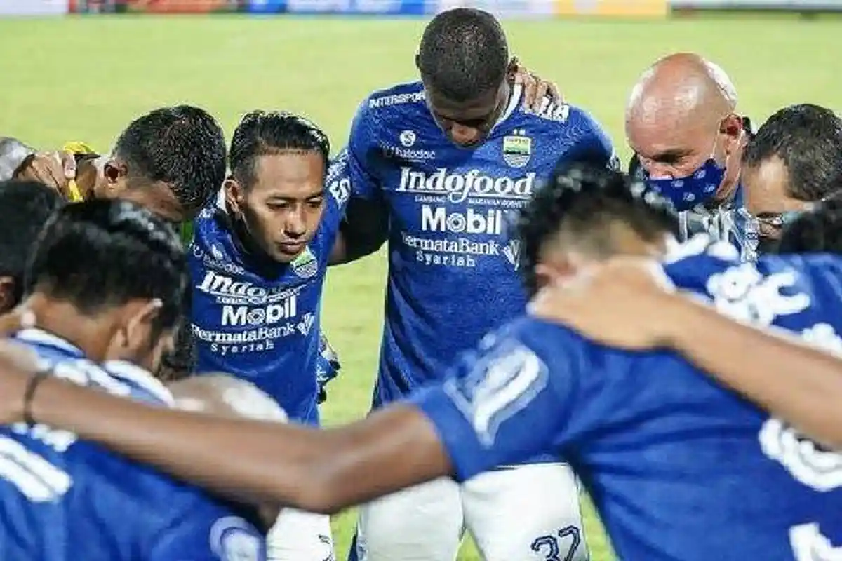 Persib Bandung Ragu-ragu, Arema FC Ngotot Nyalib, 2 Pilar Pangeran Biru Terancam