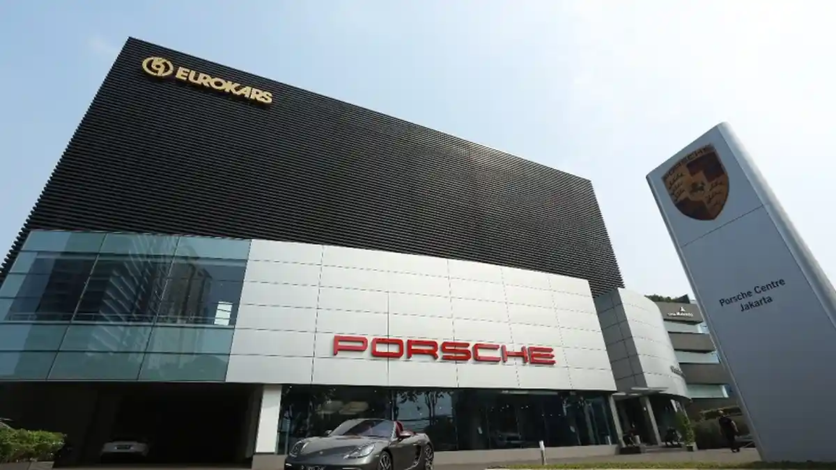 Porsche Centre Jakarta Resmi Beroperasi