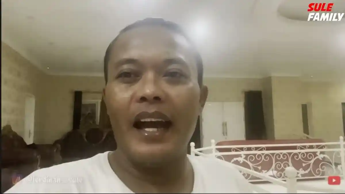 Gerak-gerik Ferdi dan Rizwan Bikin Curiga, Malam-malam Sule Dengar Suara Berisik di Dalam Kamar