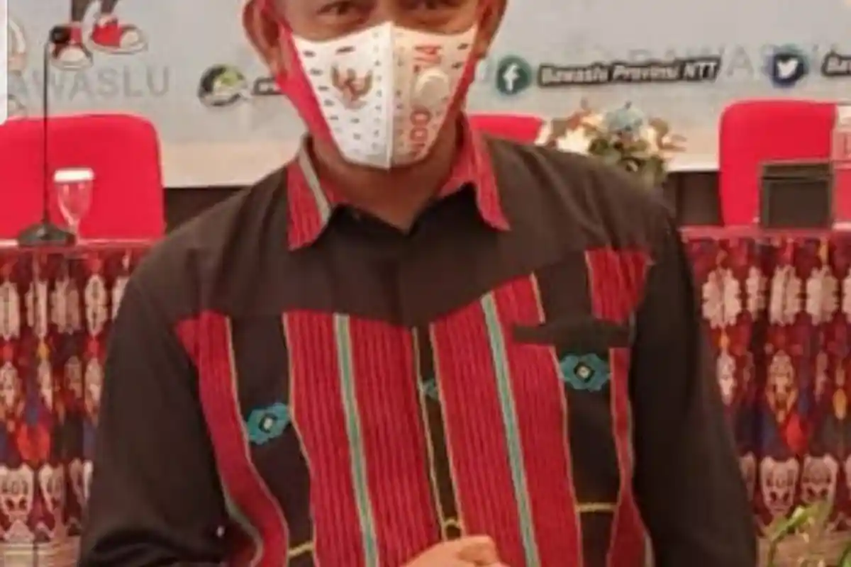 Bawaslu Sumba Barat Himbau Paslon Tak Kumpulkan Massa dan Segera Turunkan Baliho